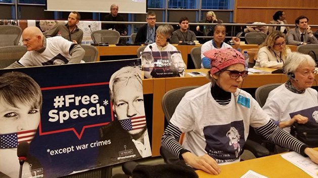 Журналистика как преступление. За что США и Великобритания преследуют Ассанжа