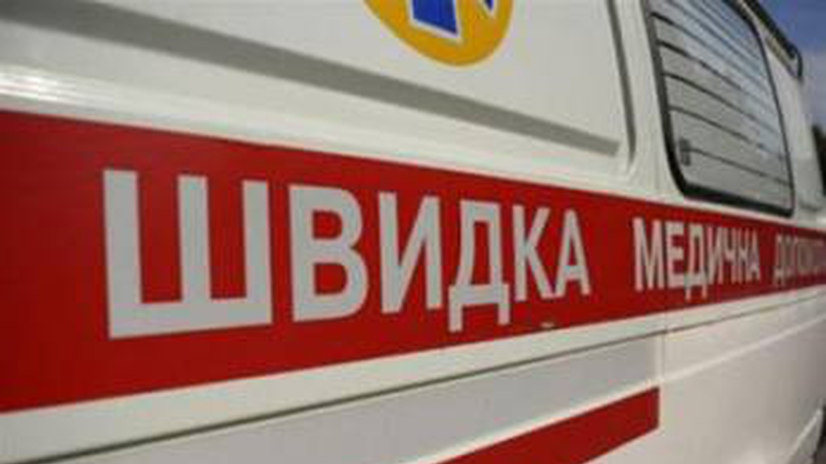 В Черновцах жену инфицированного коронавирусом забрали на обсервацию в больницу