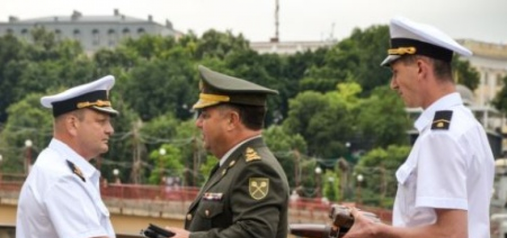 Как сдавали Крым