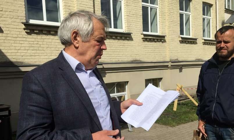 В Латвии осудили русскоязычного правозащитника Александра Гапоненко